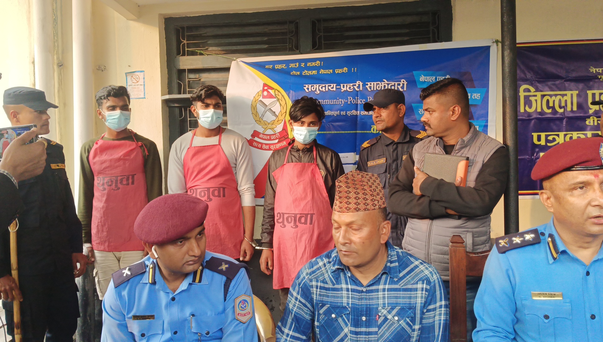 वीरगन्जको घुर्मीमा तासको बिषयमा बिवाद हुँदा आफ्नै साथीको हत्या; प्रहरीले २४ घण्टामा घटनामा संलग्न रहेको  ३जना युवकलाई समातिए  