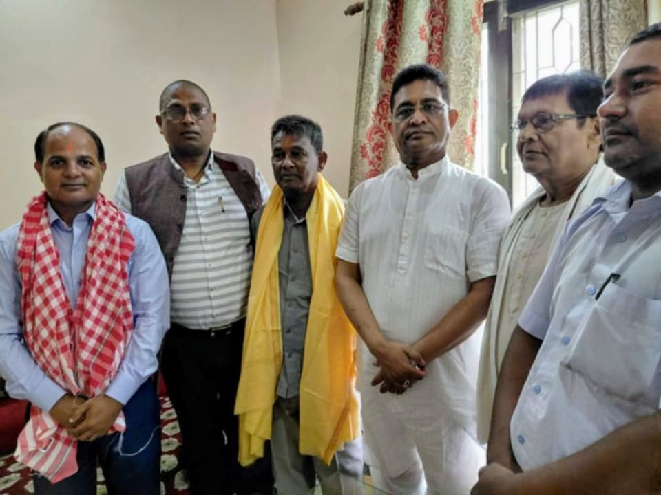 कमला–५ का वडाध्यक्ष शिवा पासमान एमालेमा प्रवेश