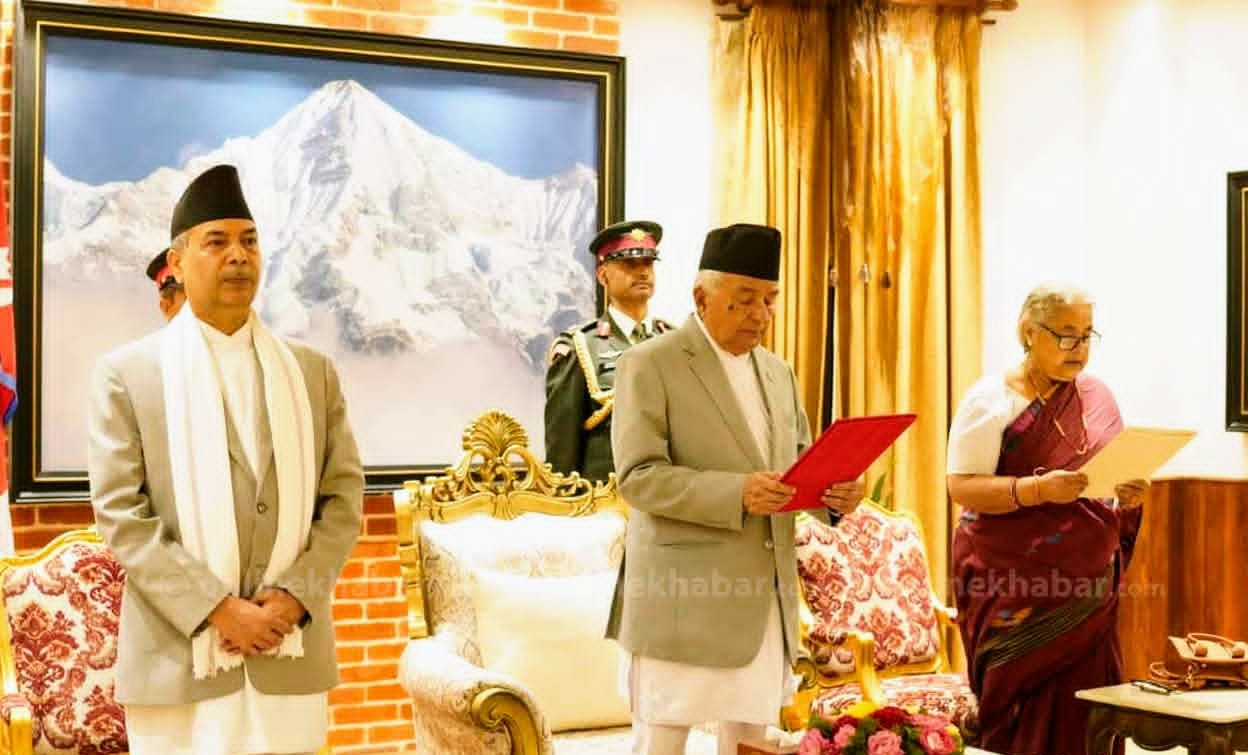 नवनियुक्त प्रधानमन्त्री सुशीला कार्कीले लिइन् शपथ