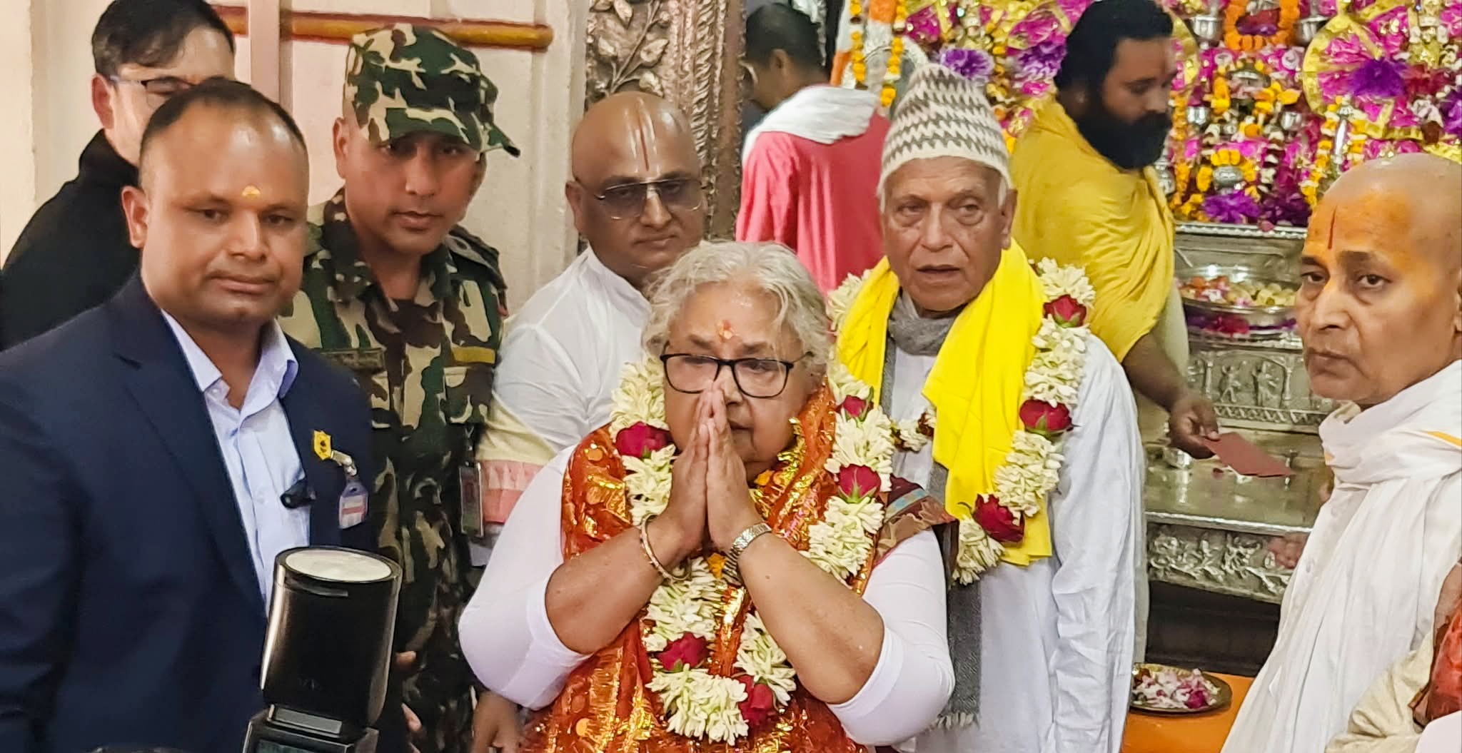 प्रधानमन्त्री सुशीला कार्कीले गरिन् जानकी मन्दिरमा पूजाअर्चना