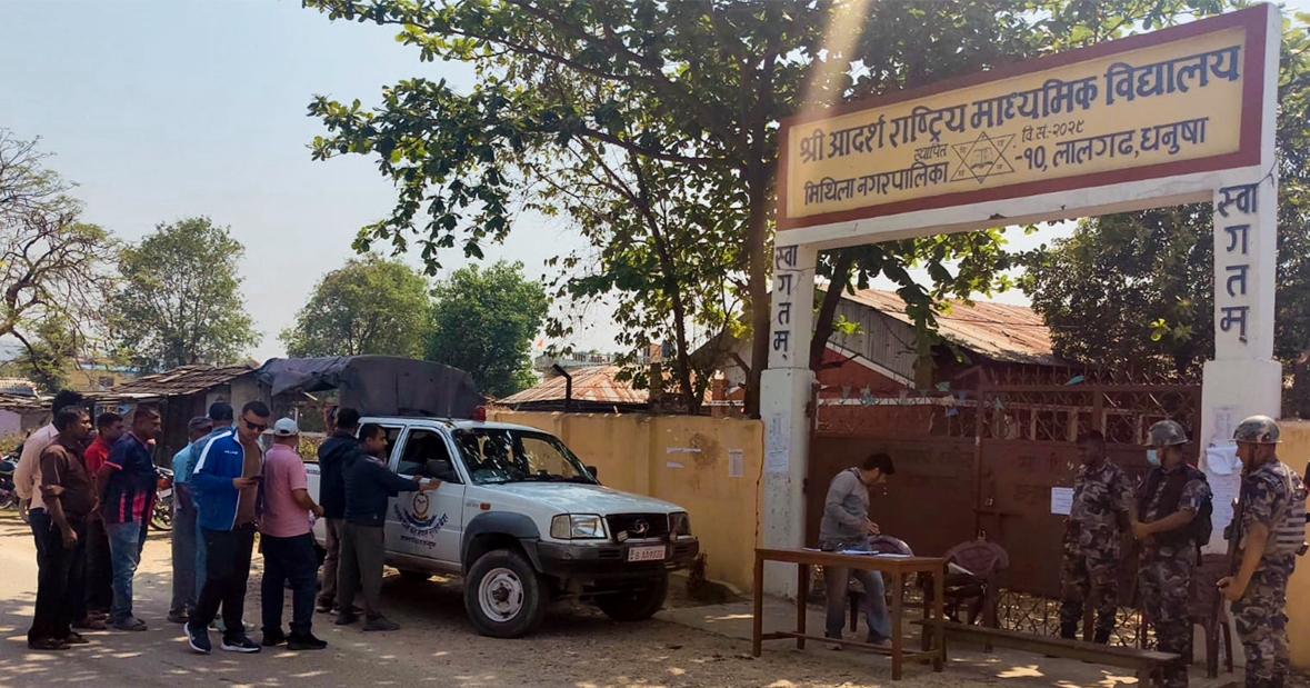 ४० हजार घुस लिएको आरोपमा धनुषाबाट सशस्त्रका इन्स्पेक्टर पक्राउ